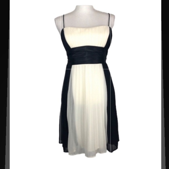 Dresses & Skirts - Pleated chiffon retro style cocktail dress M 10​